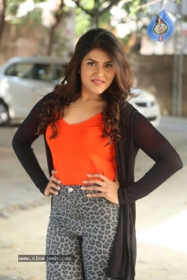 Naira Shah Latest Photos - 20 of 21