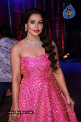 Nandini Rai Photos - 5 of 17