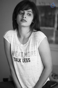 Nandita Swetha New Photos - 6 of 9