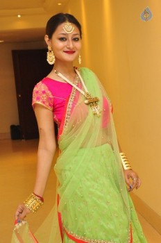 Neelofar Latest Gallery - 1 of 21