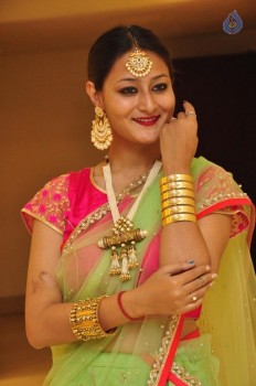 Neelofar Latest Gallery - 14 of 21