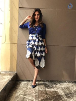 Neha Dhupia Photos - 7 of 13
