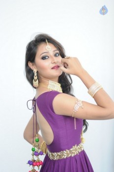 Nilofer Latest Pics - 4 of 24