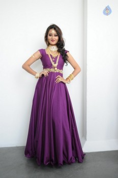 Nilofer Latest Pics - 5 of 24