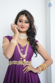 Nilofer Latest Pics - 9 of 24