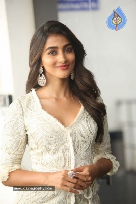 Pooja Hegde Stills - 3 of 18