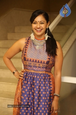 Pooja Kumar Latest Images - 13 of 20