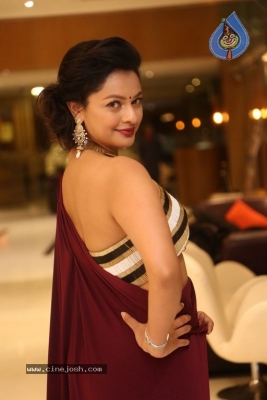 Pooja Kumar New Photos - 7 of 42