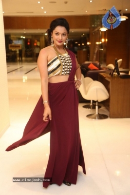 Pooja Kumar New Photos - 10 of 42