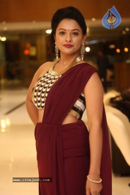 Pooja Kumar New Photos - 13 of 42