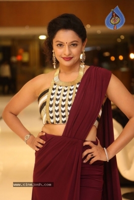 Pooja Kumar New Photos - 19 of 42