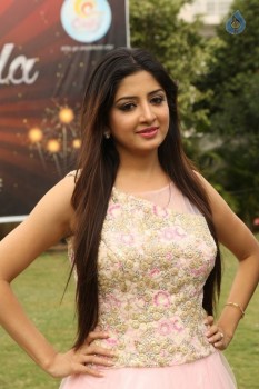 Poonam Kaur Latest Photos - 11 of 41