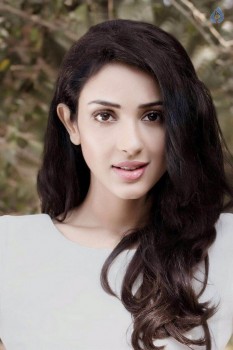 Priyashri New Photos - 8 of 17