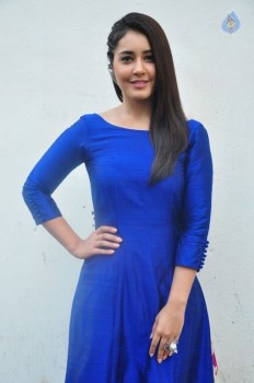 Raashi Khanna Gallery - 3 of 35