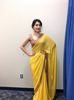 Raashi Khanna Gallery - 3 of 20