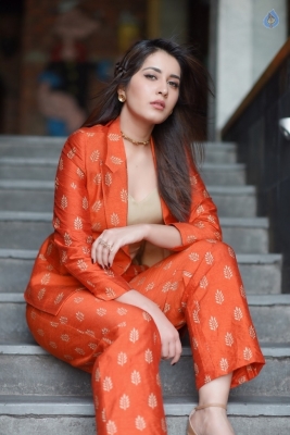 Raashi Khanna Latest Photos - 4 of 8