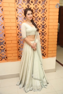 Raashi Khanna Pics - 19 of 29