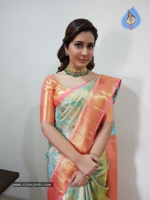 Raashi Khanna Pics - 3 of 9