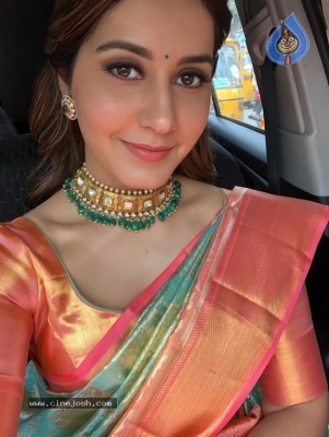 Raashi Khanna Pics - 9 of 9