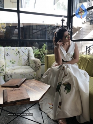 Raashi Khanna Pictures - 2 of 9