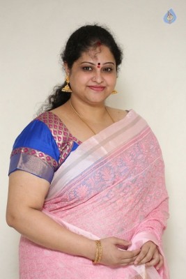 Raasi Latest Gallery - 7 of 34