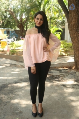 Rakul Preet Singh New Images - 18 of 21