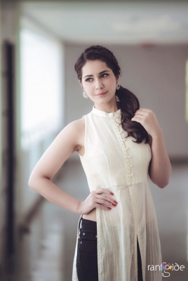 Rashi Khanna Latest Pics - 2 of 6