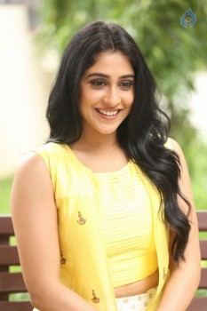 Regina Cassandra Photos - 51 of 61