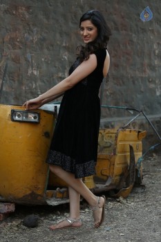 Richa Panai Pics In Rakshaka Bhatudu - 11 of 21