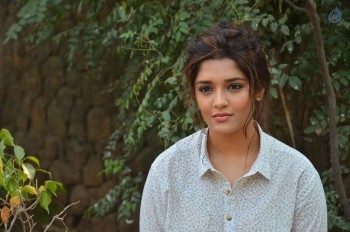 Ritika Singh New Photos - 8 of 21