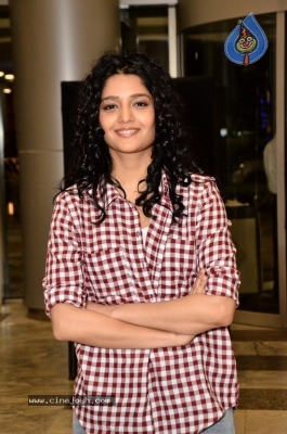 Ritika Singh Photos - 4 of 29