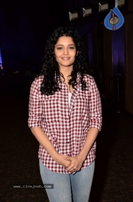 Ritika Singh Photos - 9 of 29