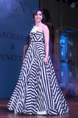 Ritu Varma at Woven 2017 Fashion Show - 11 of 21