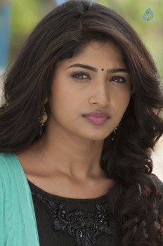 Roshini Prakash Stills in Saptagiri Express - 2 of 14