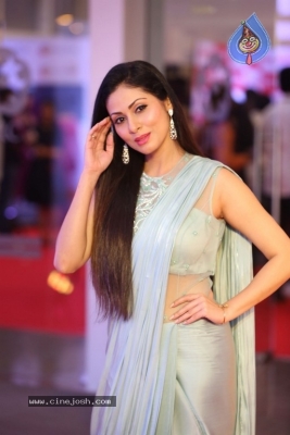 Sada at Gaana Mirchi Music Awards South 2018 - 8 of 19