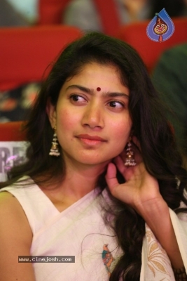 Sai Pallavi New Gallery - 12 of 21