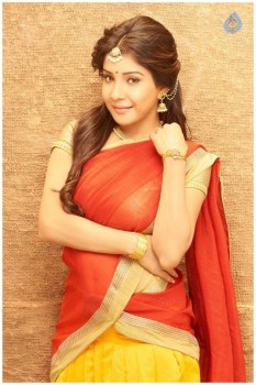 Sakshi Agarwal Photos - 16 of 24