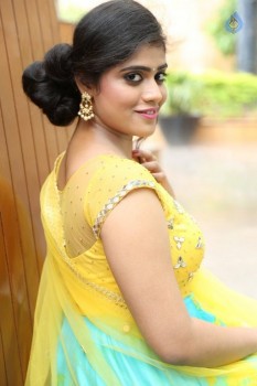 Samatha Latest Photos - 11 of 34