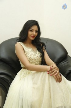 Sanam Shetty New Photos - 20 of 38