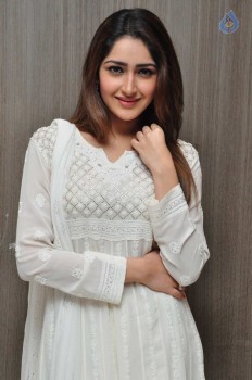 Sayyeshaa Images - 10 of 31