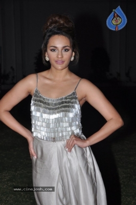 Seerat Kapoor Images - 8 of 16