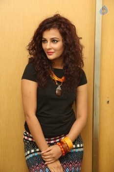 Seerat Kapoor New Photos - 10 of 52