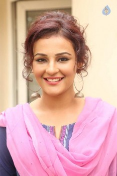 Seerat Kapoor Photos - 10 of 42