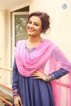 Seerat Kapoor Photos - 19 of 42