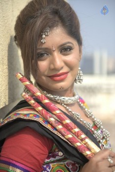 Sejal Mandavia Navratri Photo Shoot - 18 of 21