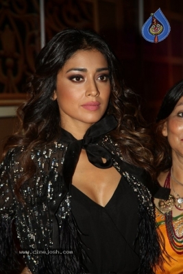 Shriya Saran Photos - 3 of 14