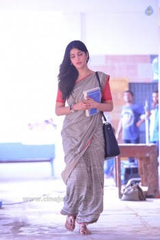 Shruti Haasan Latest Pics - 10 of 25