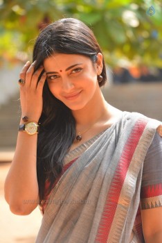 Shruti Haasan Latest Pics - 14 of 25