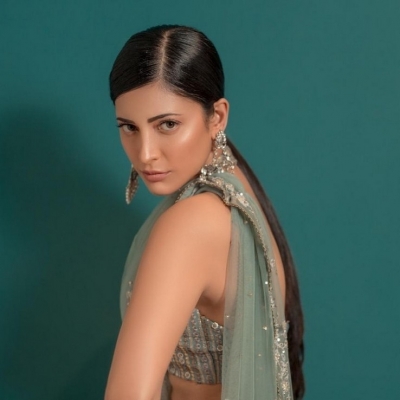 Shruti Haasan Stills - 15 of 16