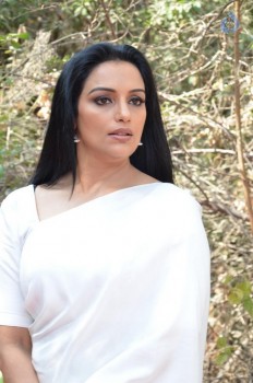 Shweta Menon New photos - 8 of 29